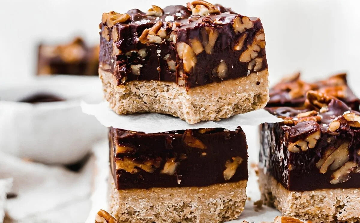 chocolate pecan fudge bars vegan