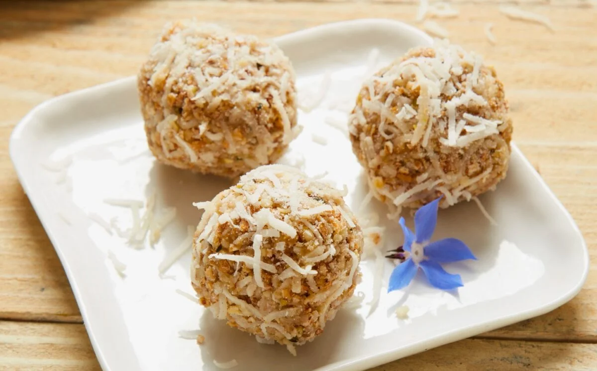 Delicious Vegan Energy Balls to Boost Your Snack Game