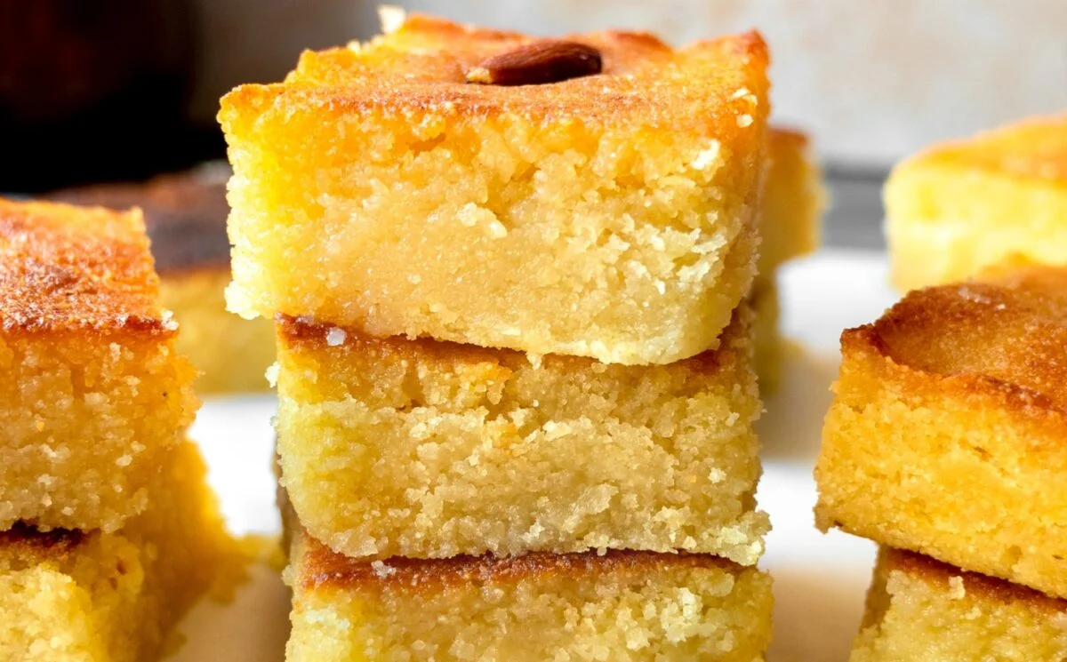 Delicious Vegan Basbousa: A Traditional Middle Eastern Dessert Reinvented