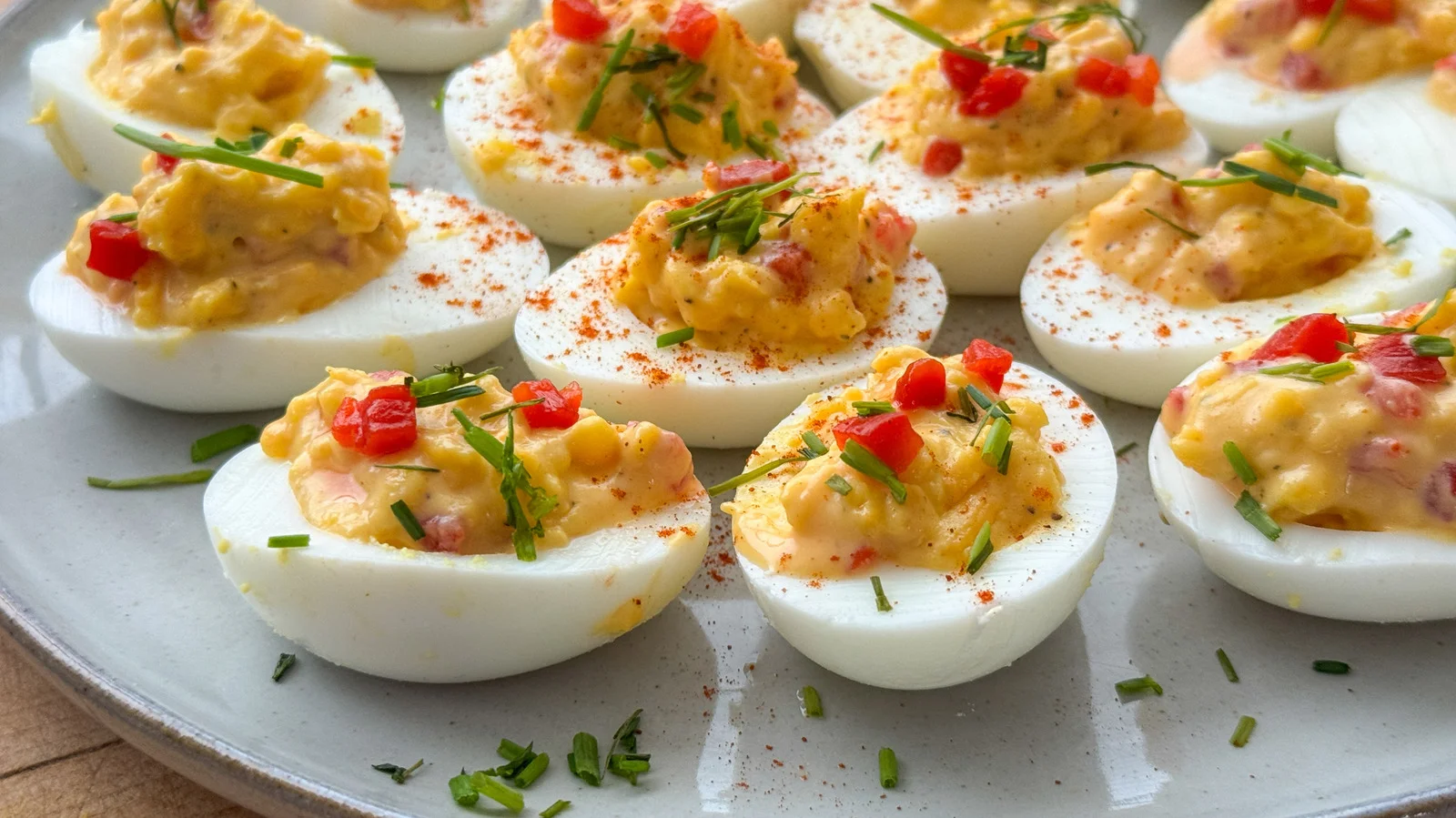 Delightful Pimento Cheese Deviled Eggs: A Southern Twist on a Classic Favorite